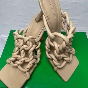 Bottega Veneta Womens Stretch Twist Leather Mules Heels Sandals Size US 38.5